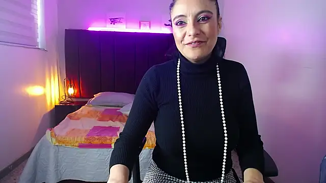 Zuzana21 online show from 11, 12, 2024
