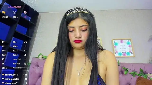 Lia Keen online show from 9, 12, 2024