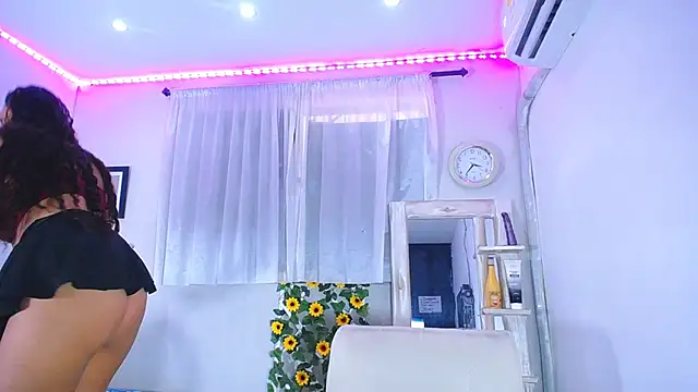 Isis queen1 online show from 31, 12, 2024