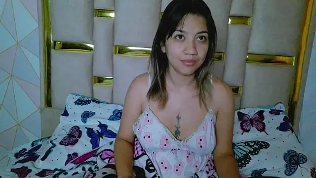 Snapshot of nina_carther chatting on 17, 12, 2025 nina carther online show from 17, 12, 2025