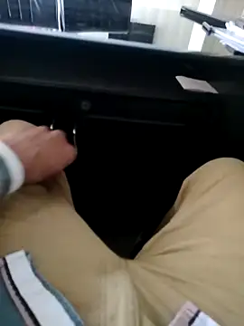 Snapshot of Delhi28 chatting on 23, 10, 2025 Delhi28 online show from 23, 10, 2025