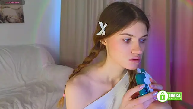 Hello Vivienne online show from 19, 3, 2025