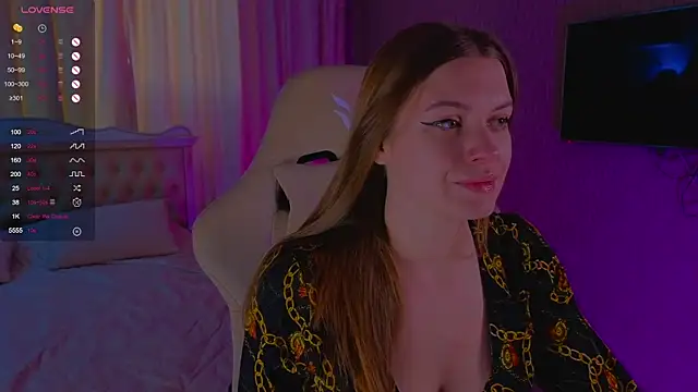 Lovella Lips online show from 7, 12, 2024