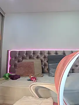 Anal Luucia online show from 21, 10, 2025