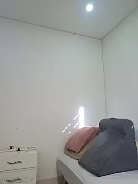 Anal Luucia online show from 15, 5, 2026