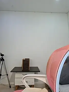 Anal Luucia online show from 16, 5, 2026