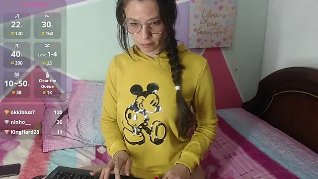 Mily Miley online show from 28, 1, 2025