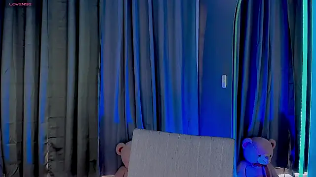 gatitavenecis online show from 28, 12, 2024