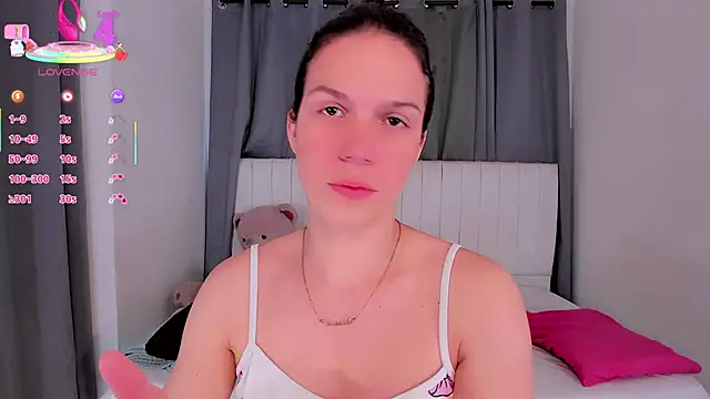 Snapshot of gatitavenecis chatting on 4, 3, 2026 gatitavenecis online show from 4, 3, 2026