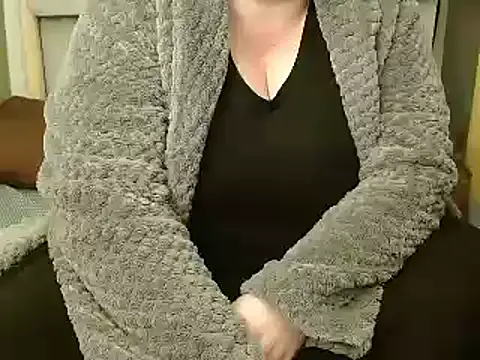 MarthaBriest online show from 6, 1, 2025