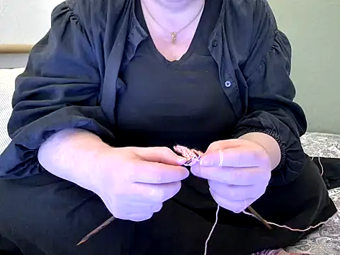 MarthaBriest online show from 6, 5, 2026