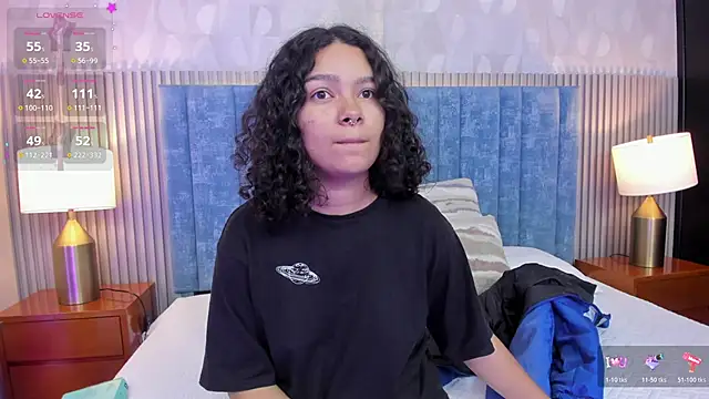 pretty sunlight  online show from 21, 11, 2025