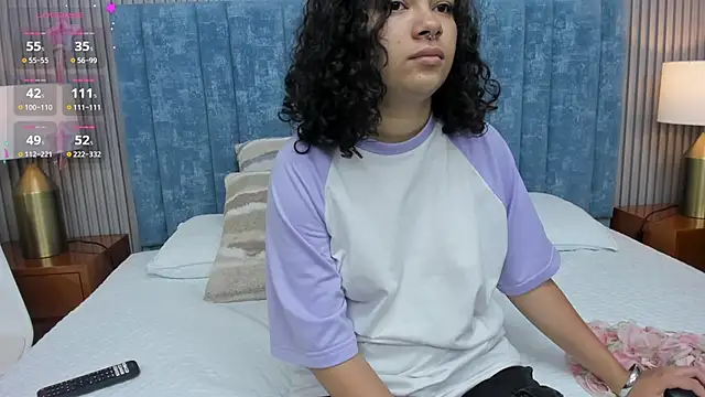 pretty sunlight  online show from 3, 12, 2025