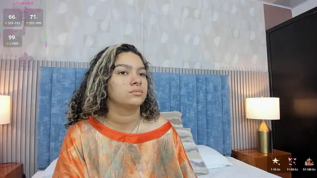 Snapshot of pretty_sunlight_ chatting on 11, 3, 2026 pretty sunlight online show from 11, 3, 2026