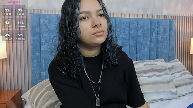 Snapshot of pretty_sunlight_ chatting on 27, 3, 2026 pretty sunlight online show from 27, 3, 2026