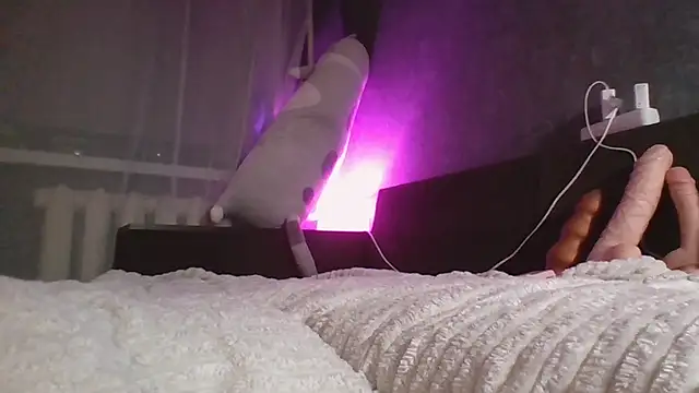 Snapshot of Hungry__Puppy chatting on 13, 9, 2025 Hungry Puppy online show from 13, 9, 2025