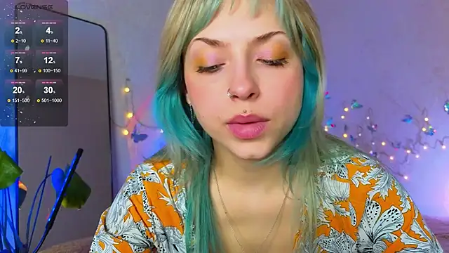 Snapshot of lavenderluxe chatting on 10, 1, 2026 lavenderluxe online show from 10, 1, 2026