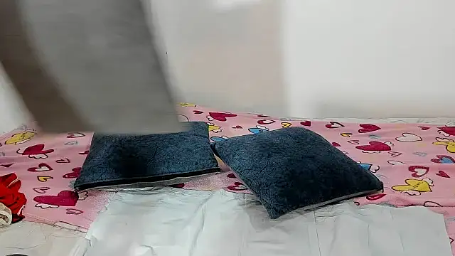 madisson smalltits online show from 1, 12, 2025