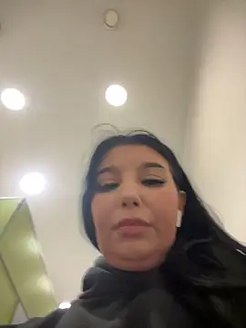 Snapshot of Tisha_Busty chatting on 9, 2, 2026 Tisha Busty online show from 9, 2, 2026