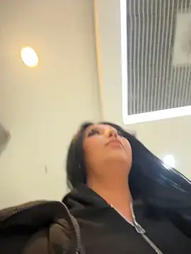 Snapshot of Tisha_Busty chatting on 5, 3, 2026 Tisha Busty online show from 5, 3, 2026