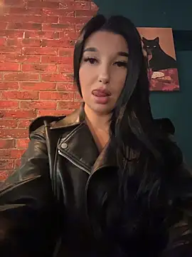 Tisha Busty online show from 7, 5, 2026