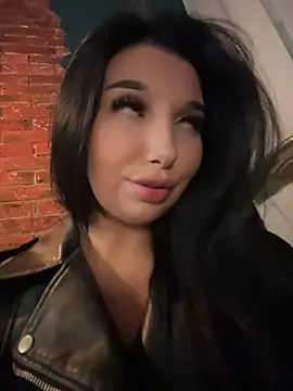 Tisha Busty online show from 9, 5, 2026