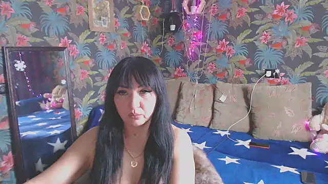 SusanLaNice online show from 4, 2, 2025