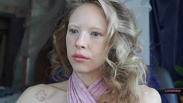 Snapshot of _Phantom_thread_ chatting on 14, 3, 2026 Phantom thread online show from 14, 3, 2026