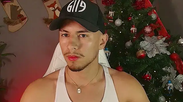 Aaronfox x online show from 5, 12, 2024
