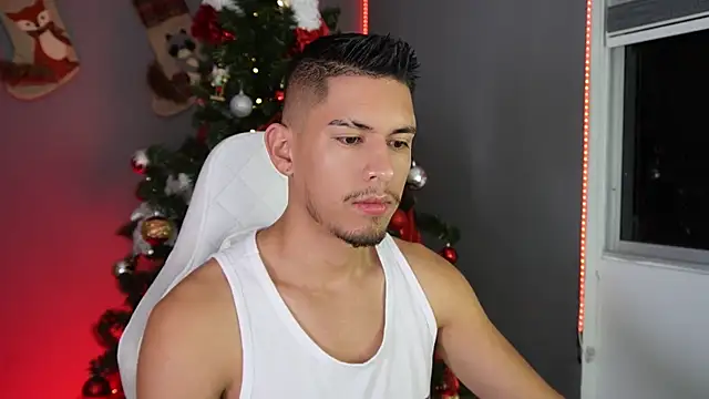 Aaronfox x online show from 15, 12, 2024