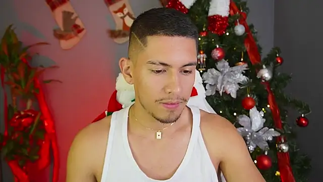 Aaronfox x online show from 24, 12, 2024