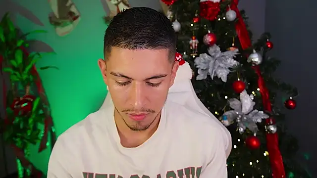 Aaronfox x online show from 26, 12, 2024