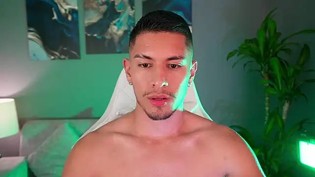 Aaronfox x online show from 5, 1, 2025