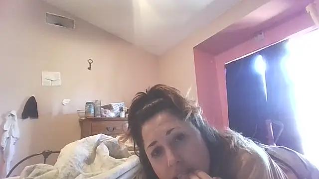 PompasPurpleriver online show from 17, 4, 2026