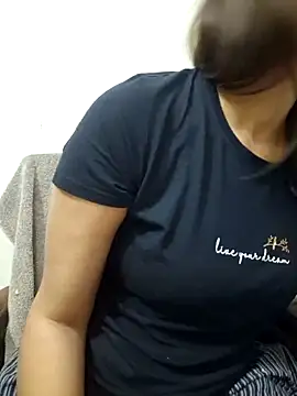 Snapshot of MIss-Naina chatting on 2, 3, 2025 MIss-Naina online show from 2, 3, 2025