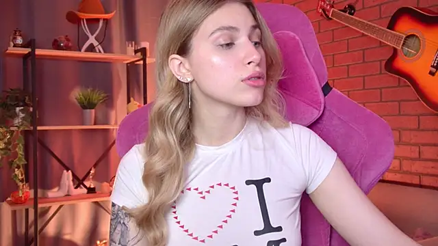 EllieCutes online show from 22, 6, 2026