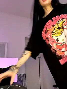 Snapshot of madelinexx chatting on 17, 9, 2025 madelinexx online show from 17, 9, 2025