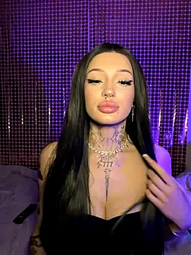 Snapshot of madelinexx chatting on 6, 1, 2026 madelinexx online show from 6, 1, 2026