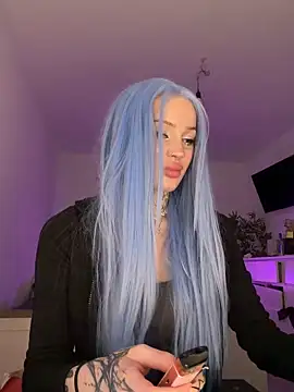 madelinexx online show from 13, 2, 2026