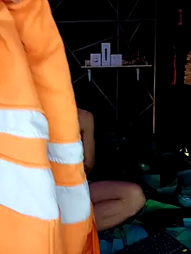 Snapshot of MillersKink chatting on 9, 3, 2025 MillersKink online show from 9, 3, 2025