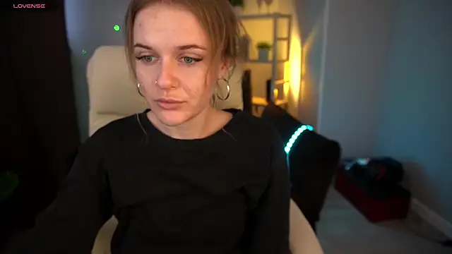 MaribelRiverr  online show from 13, 12, 2024