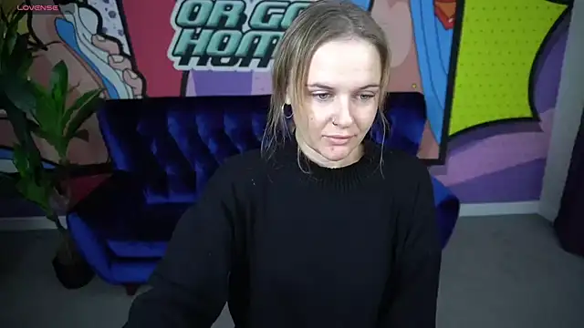 MaribelRiverr  online show from 19, 10, 2025