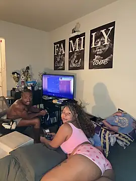 Snapshot of exotic__couple chatting on 29, 10, 2025 exotic couple online show from 29, 10, 2025