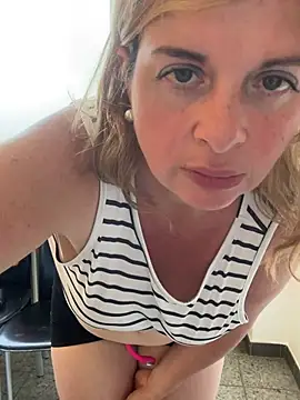 Snapshot of Lombada chatting on 18, 6, 2026 Lombada online show from 18, 6, 2026