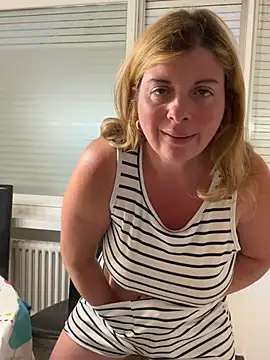 Snapshot of Lombada chatting on 5, 7, 2026 Lombada online show from 5, 7, 2026