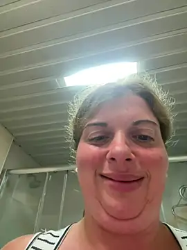 Snapshot of Lombada chatting on 17, 7, 2026 Lombada online show from 17, 7, 2026