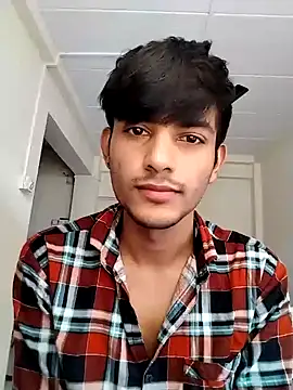 Snapshot of kingkartik7 chatting on 2, 1, 2025 kingkartik7 online show from 2, 1, 2025