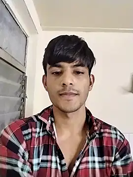 Snapshot of kingkartik7 chatting on 1, 3, 2025 kingkartik7 online show from 1, 3, 2025
