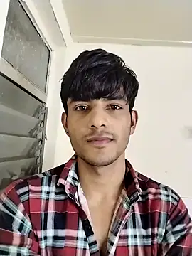 Snapshot of kingkartik7 chatting on 7, 3, 2025 kingkartik7 online show from 7, 3, 2025