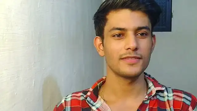 Snapshot of kingkartik7 chatting on 3, 11, 2025 kingkartik7 online show from 3, 11, 2025